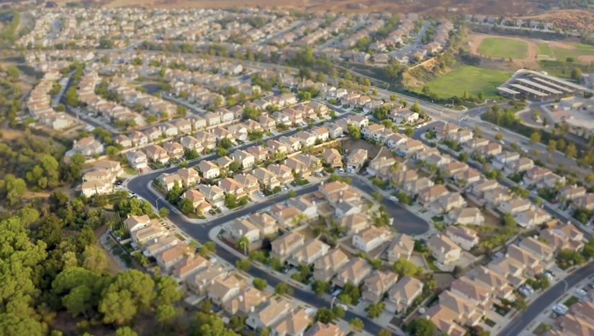 Watch The Fundamentals of Tilt-Shift Lenses on YouTube.