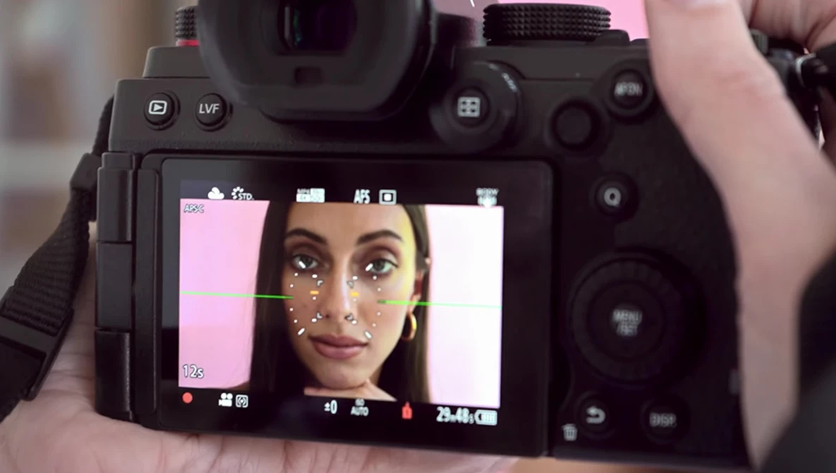 Watch 7 Tips for Shooting Natural Light Beauty Photography ft. the Panasonic LUMIX S5 on YouTube.