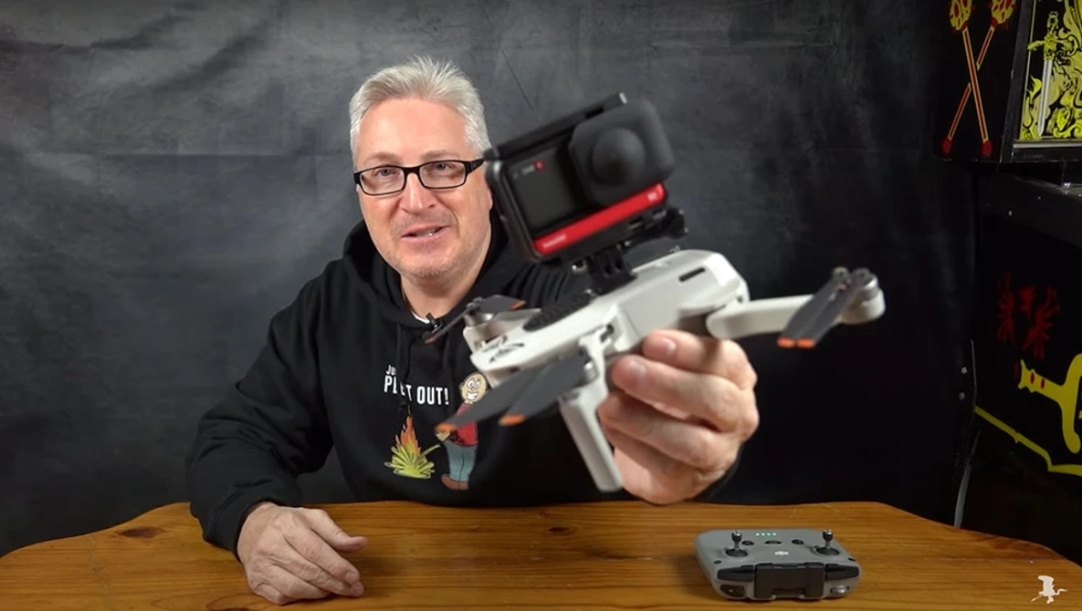 Watch DJI Mini 2 with a 360 Camera (Insta360 ONE R) on YouTube.