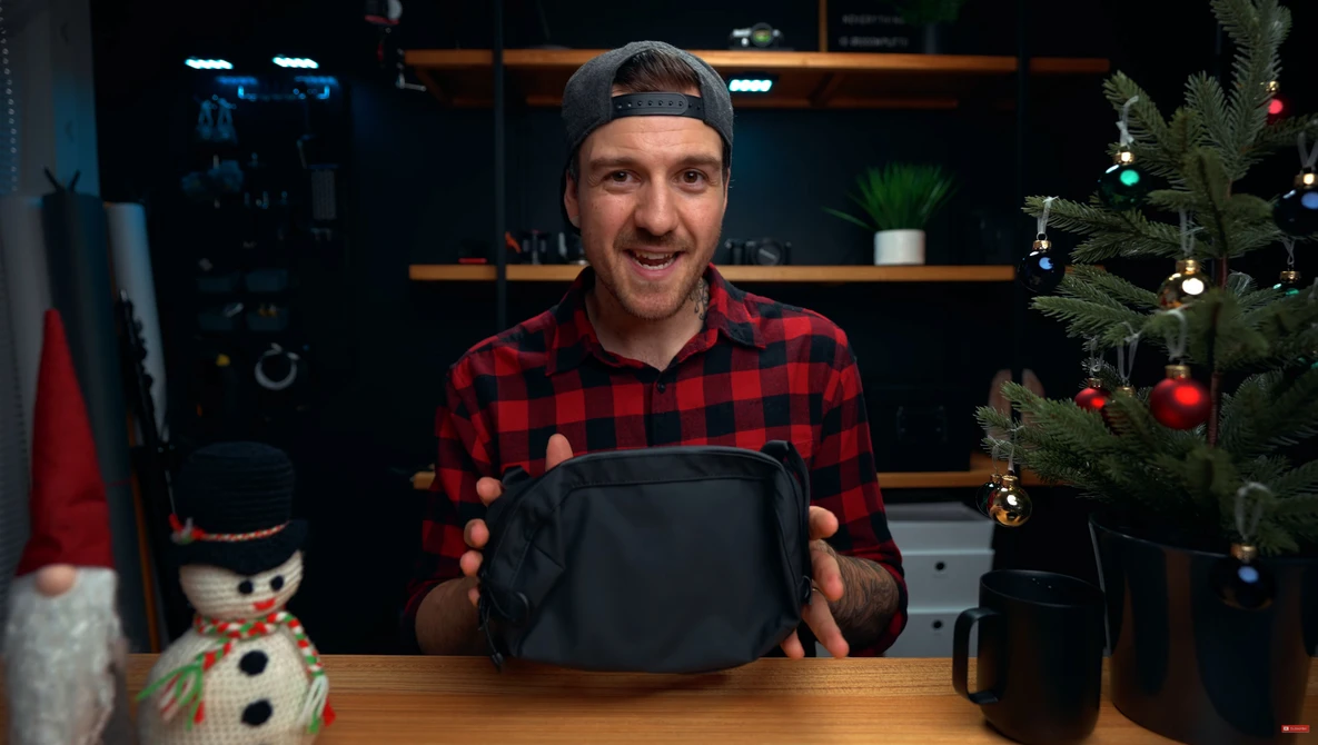 Watch FANTASTIC Gifts For Photographers & Videographers in 2020 on YouTube.