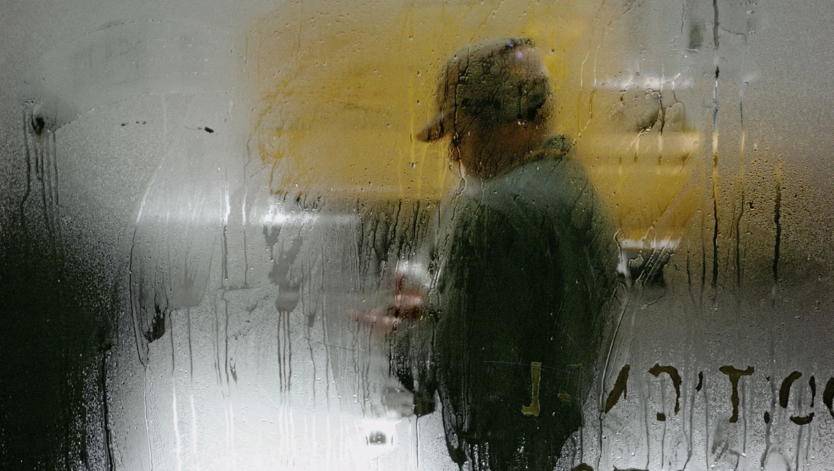 Watch The Artistic Photography of Saul Leiter on YouTube.