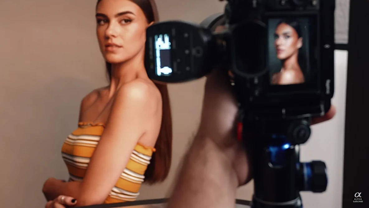 Watch 3 Most Important Tips For Beginner Portrait Photographers | Miguel Quiles on YouTube.