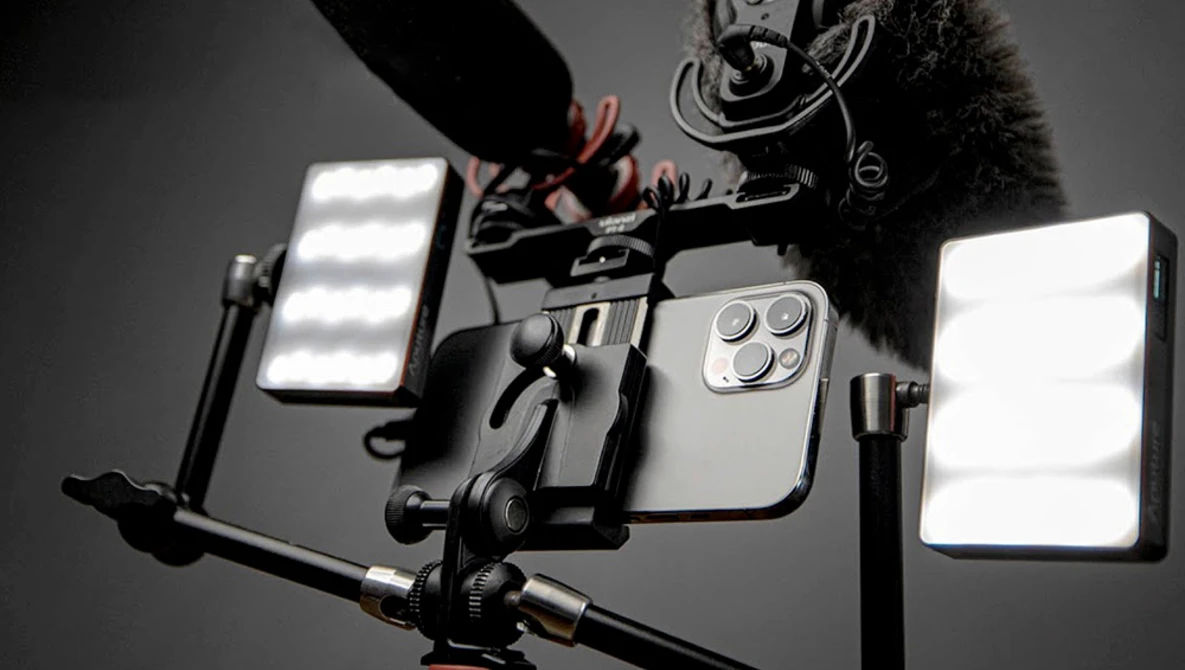 Watch The Ultimate iPhone Vlogging Setup on YouTube.