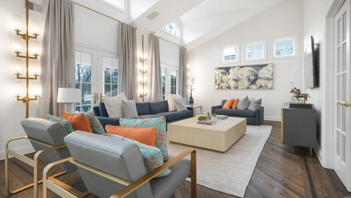 Watch Flambient vs HDR Real Estate Photography: Which is Better? on YouTube.