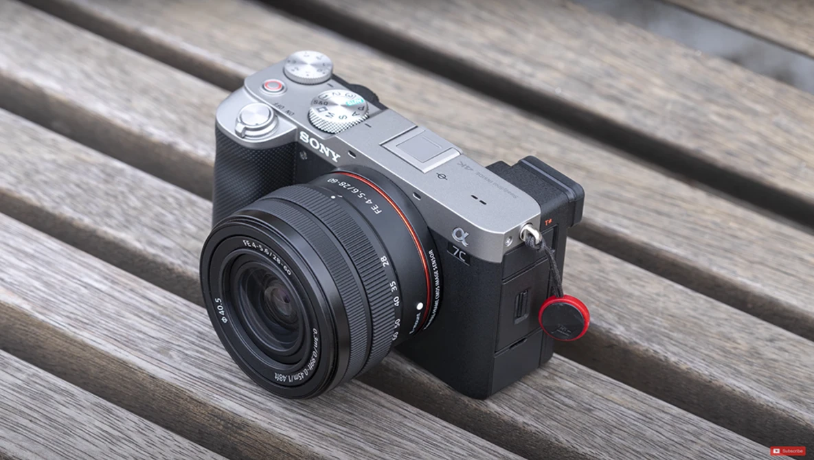 Watch Sony A7C Review After the Hype: Master of Packaging on YouTube.