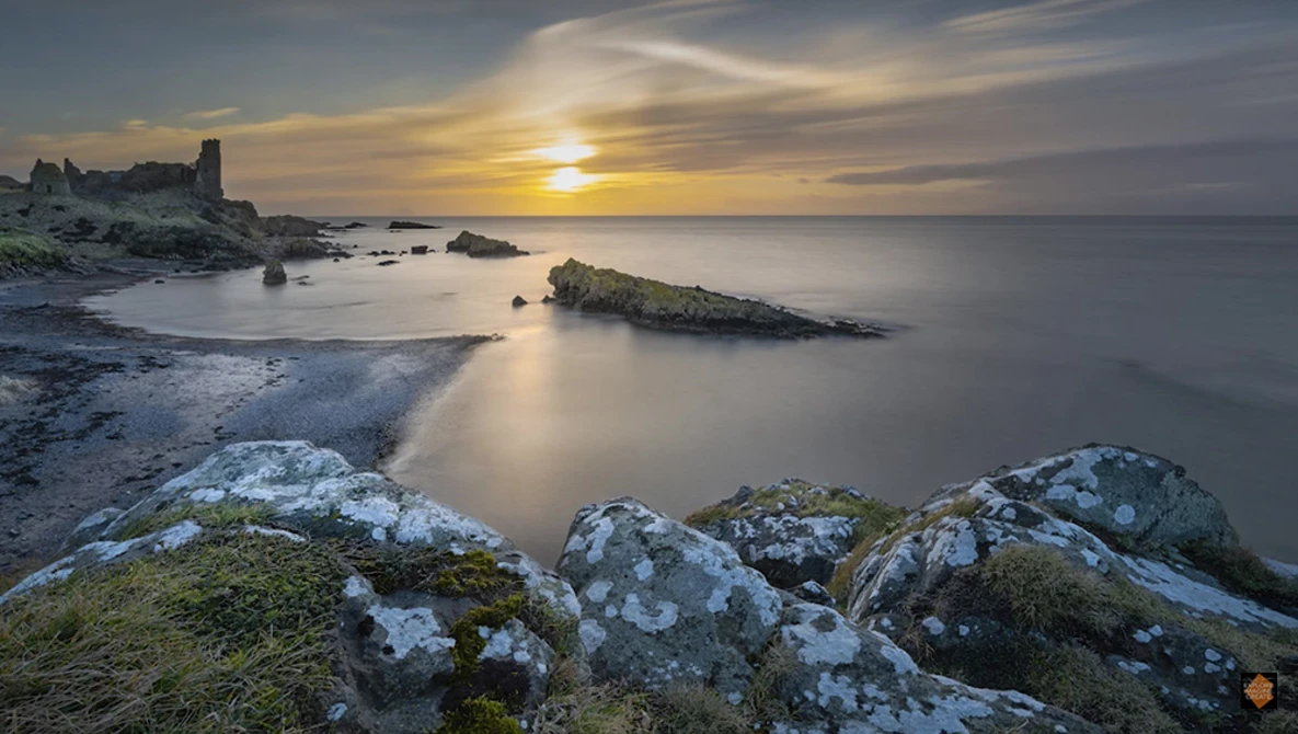 Watch Focus Stacking - A Lightroom & Photoshop workflow on YouTube.