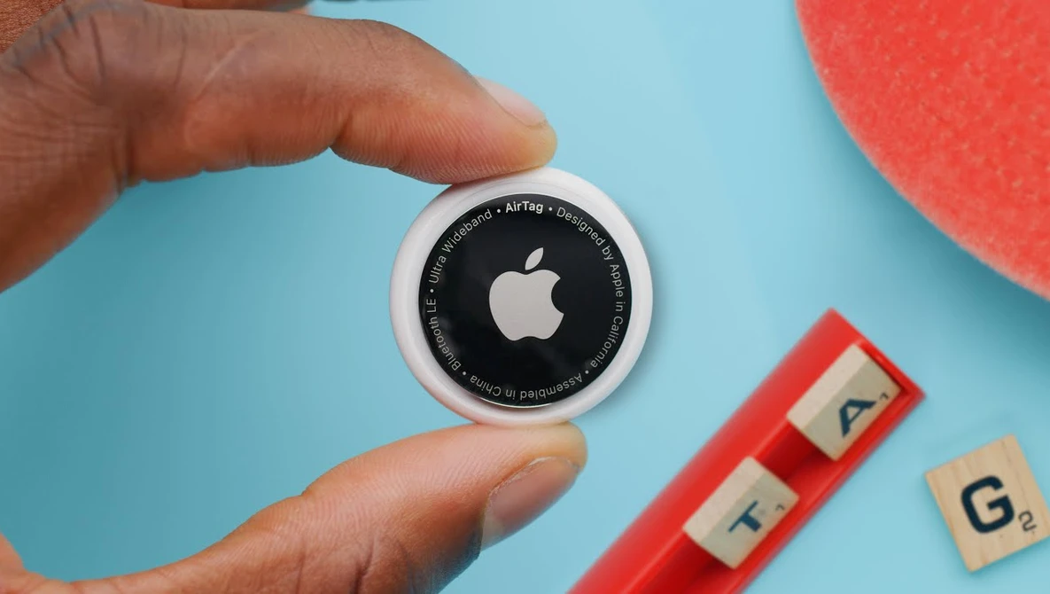 Watch Apple AirTags Unboxing & Demo! on YouTube.