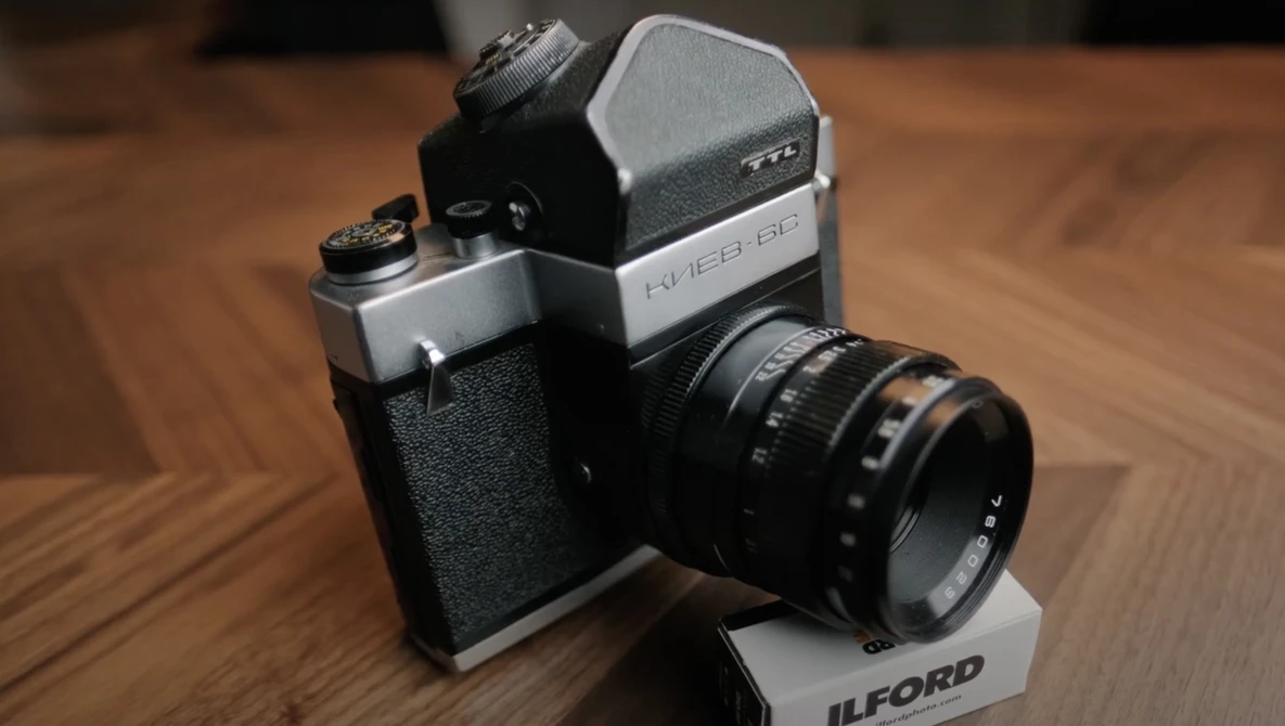 Watch Is this cheap 6x6 Medium Format SLR worth buying? // Kiev 6C Review on YouTube.