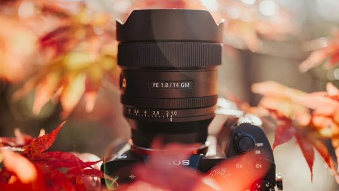 Watch GM 14mm F1.8 Astrophotography & Photo + Video Examples on YouTube.
