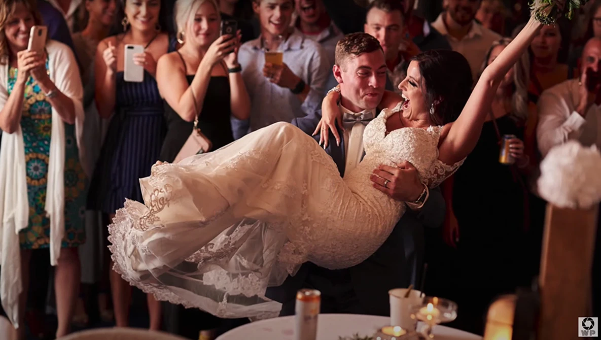 Watch The 7 Easiest to Blow Wedding Photos (and how NOT to!) on YouTube.