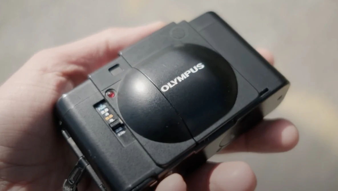 A Review of the Olympus XA | Fstoppers