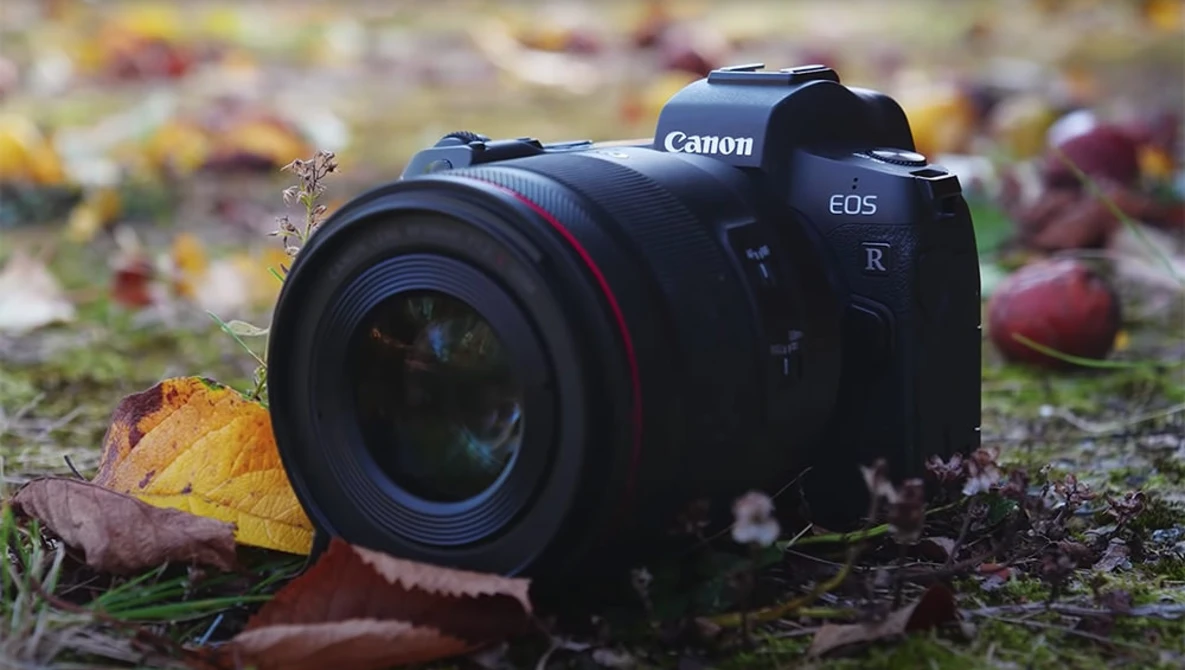 Watch The best mirrorless cameras of 2021 and how to pick one on YouTube.