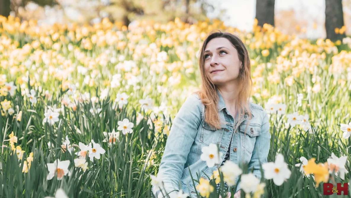 Watch 10 Creative Spring Photography Ideas on YouTube.