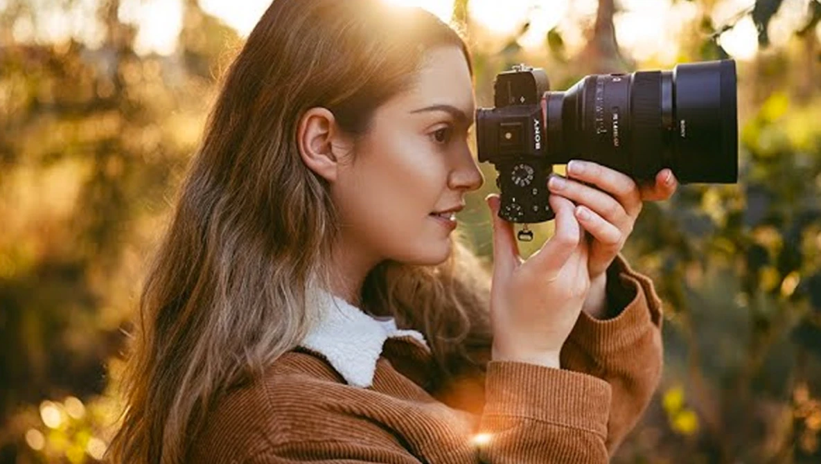 Watch 85mm Composition Tips for Portrait Photography on YouTube.