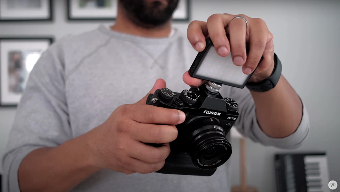 Watch Wedding Photography: 5 Things to ALWAYS do Before a Wedding on YouTube.