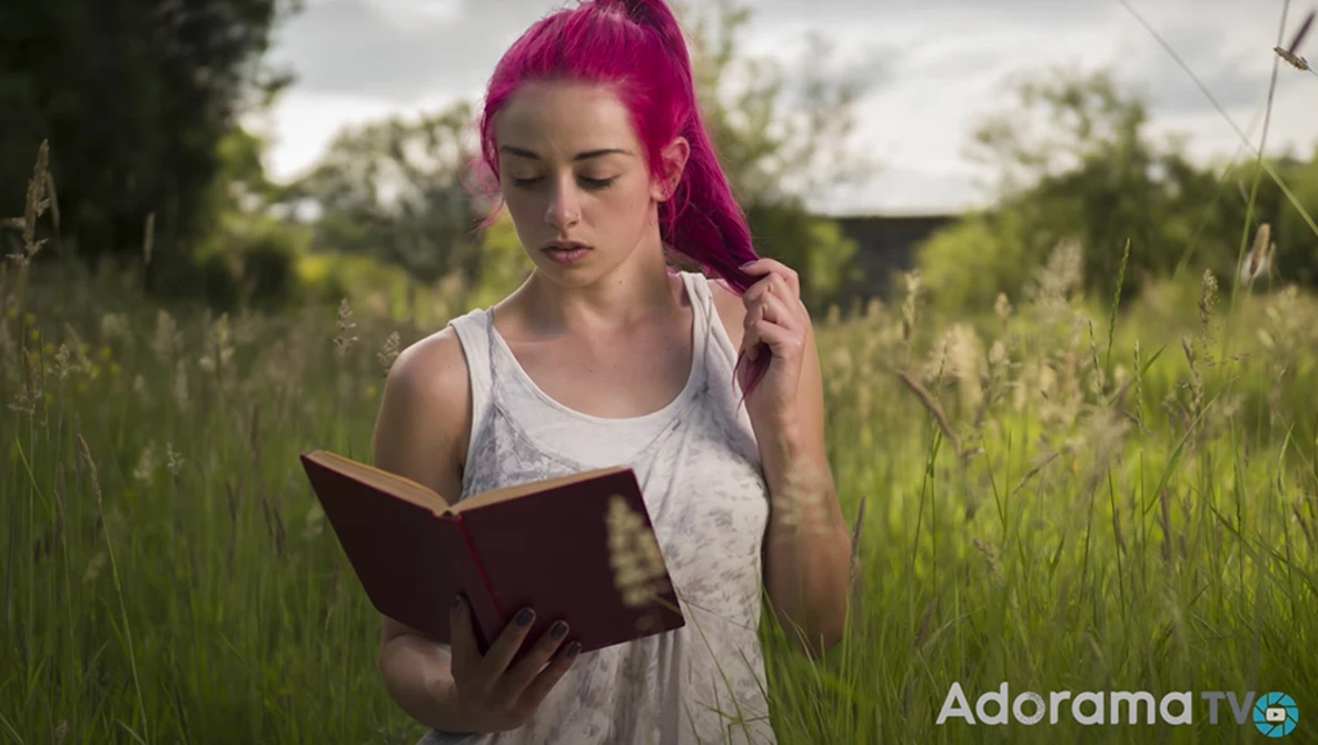 Watch Improve your portraits INSTANTLY with these 5 tips | Take and Make Great Photography with Gavin Hoey on YouTube.