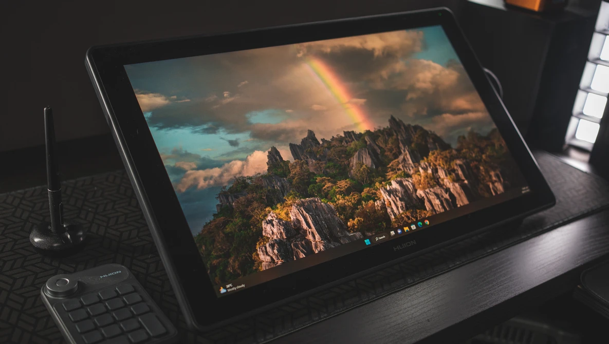 We Review the Huion Kamvas 22 Plus Pen Display Monitor | Fstoppers