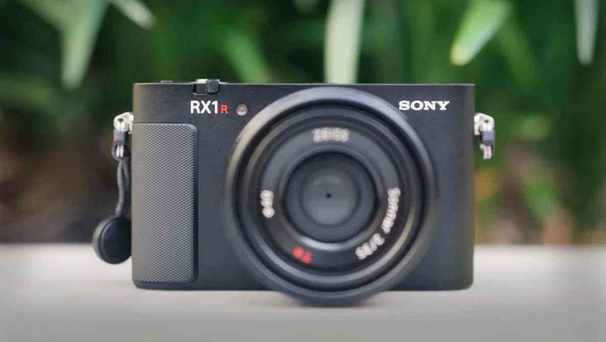 Hands on With the Controversial New Sony RX1R III | Fstoppers