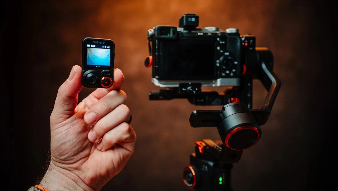 Watch Hohem MT3 Pro Tracking Test on YouTube.