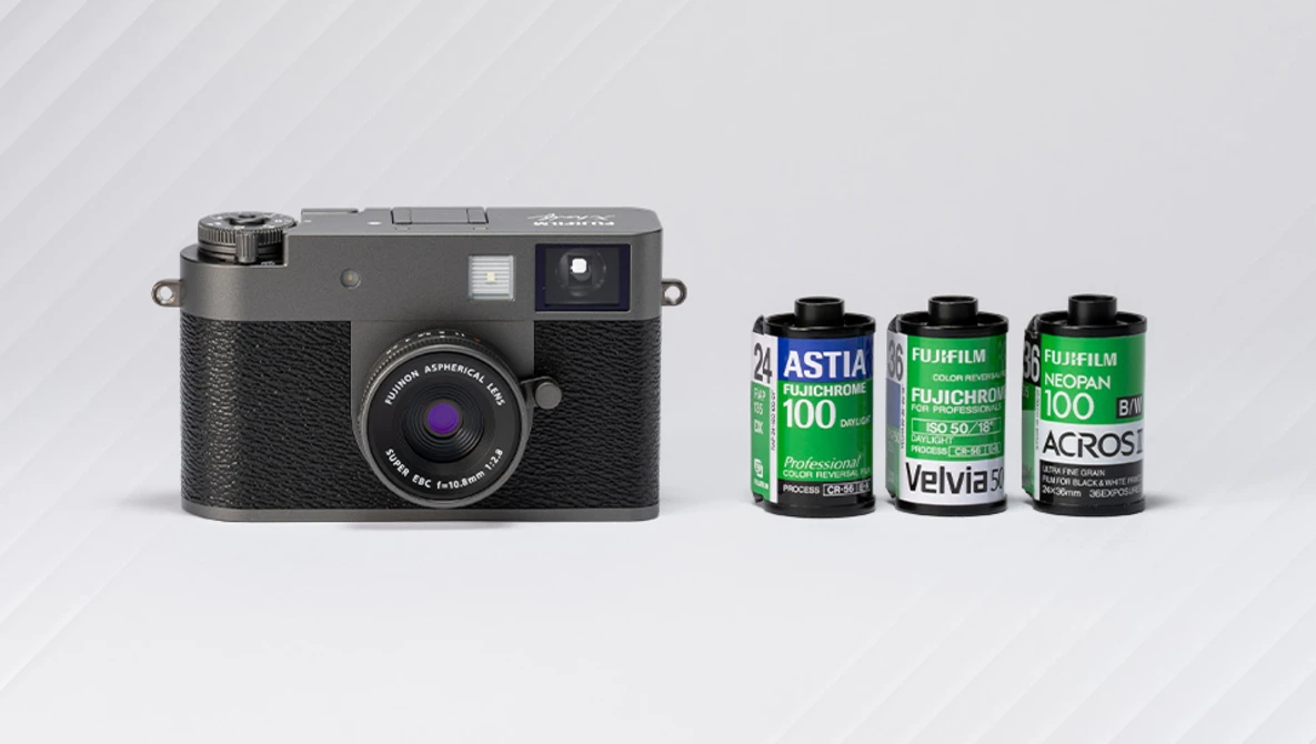 Fujifilm X half Review: 1990s Fun Reborn | Fstoppers