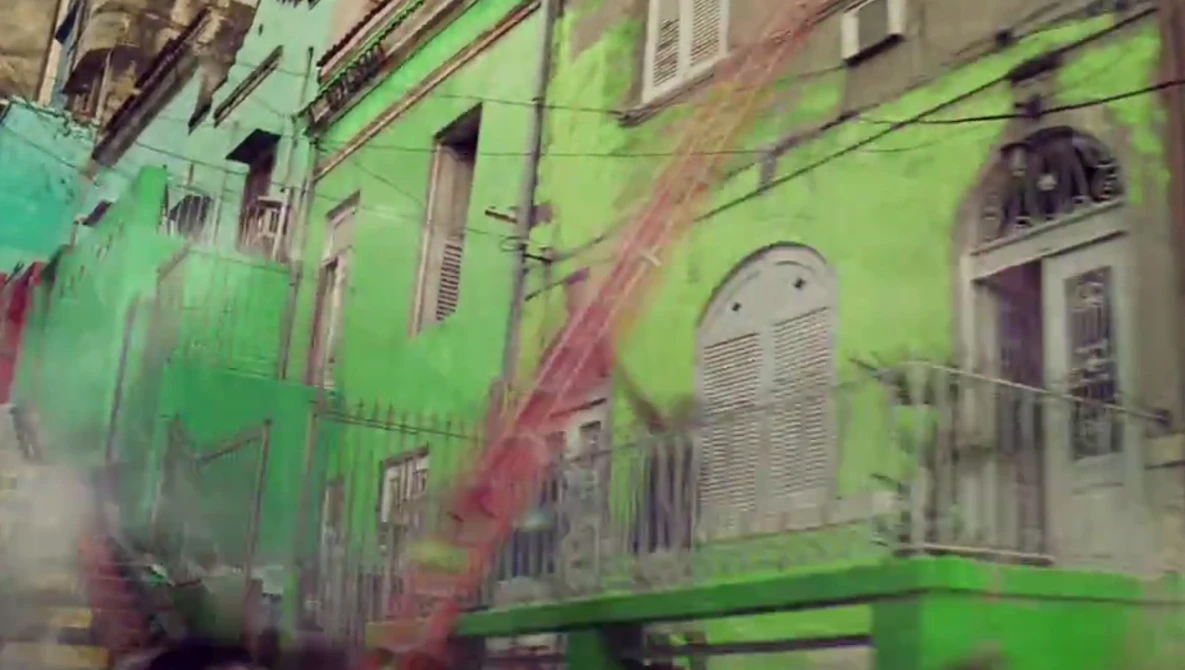 Watch Dulux Walls in HD on YouTube.
