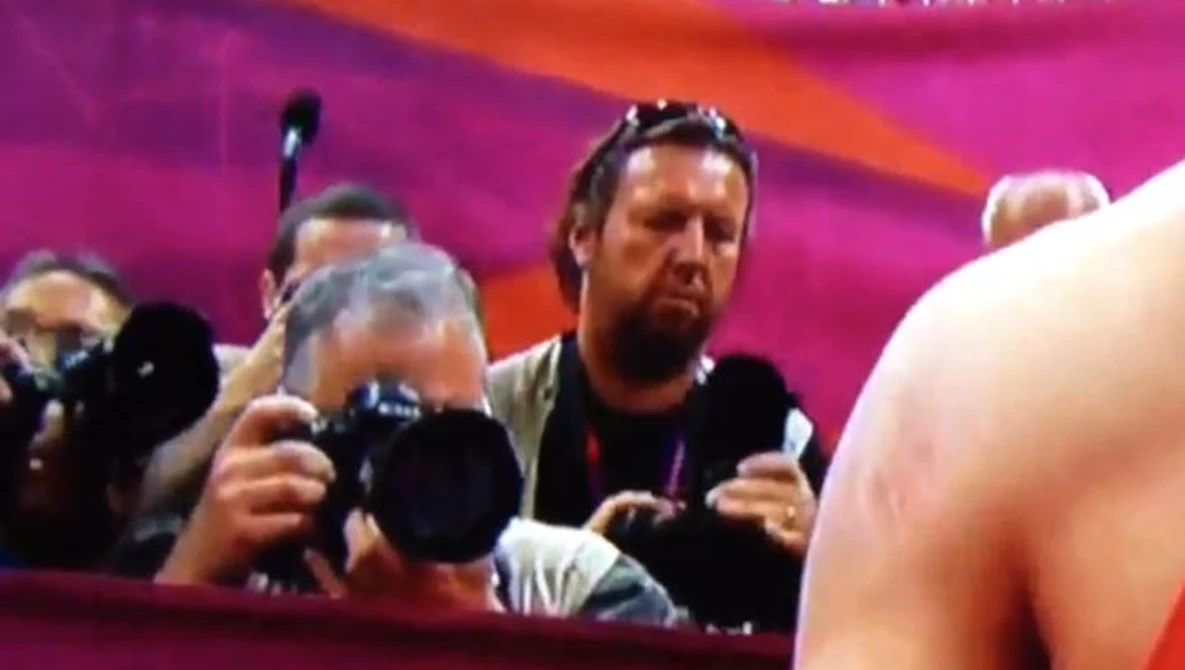 Watch Photographer leaves lens cap on - London 2012 Olympics on YouTube.