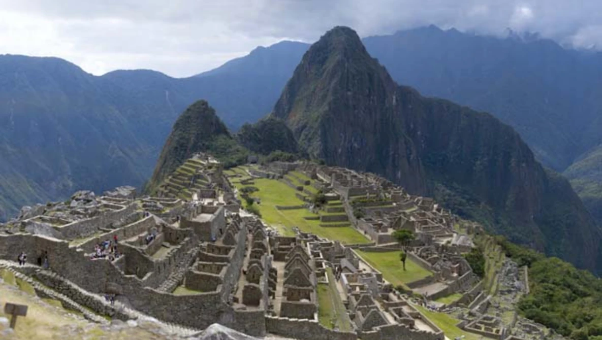 Watch Highest Resolution Machu Picchu Picture  Ever Taken- Smarter Every Day 66 on YouTube.