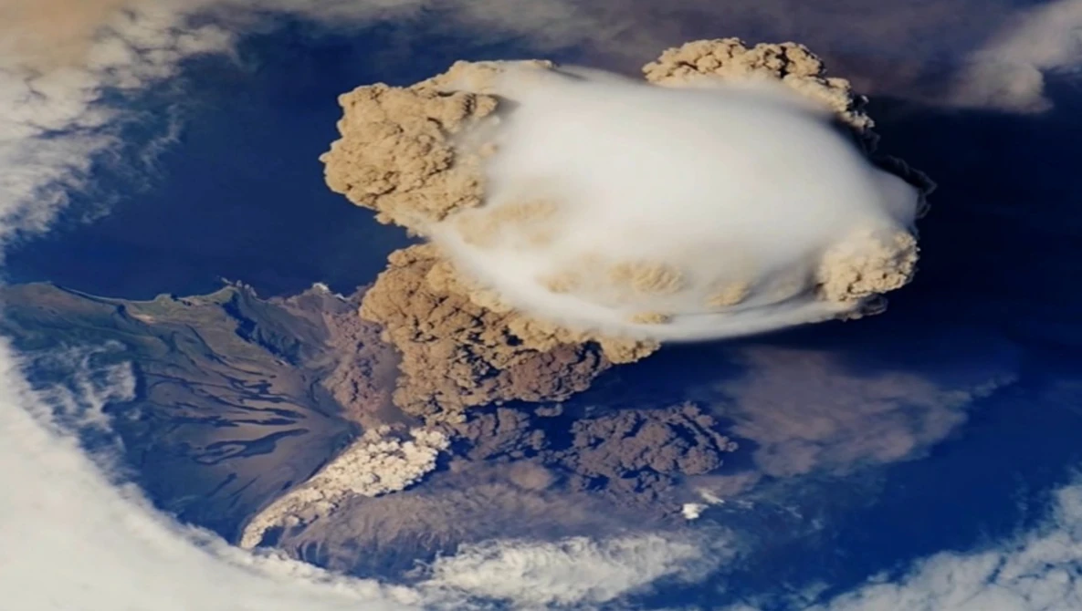 Watch Time-Lapse | Earth on Vimeo.
