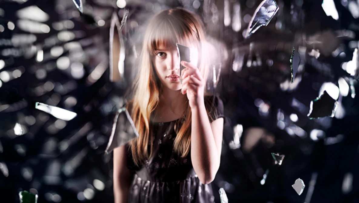 Watch Behind the Scenes of a SWT Photo Shoot on Vimeo.