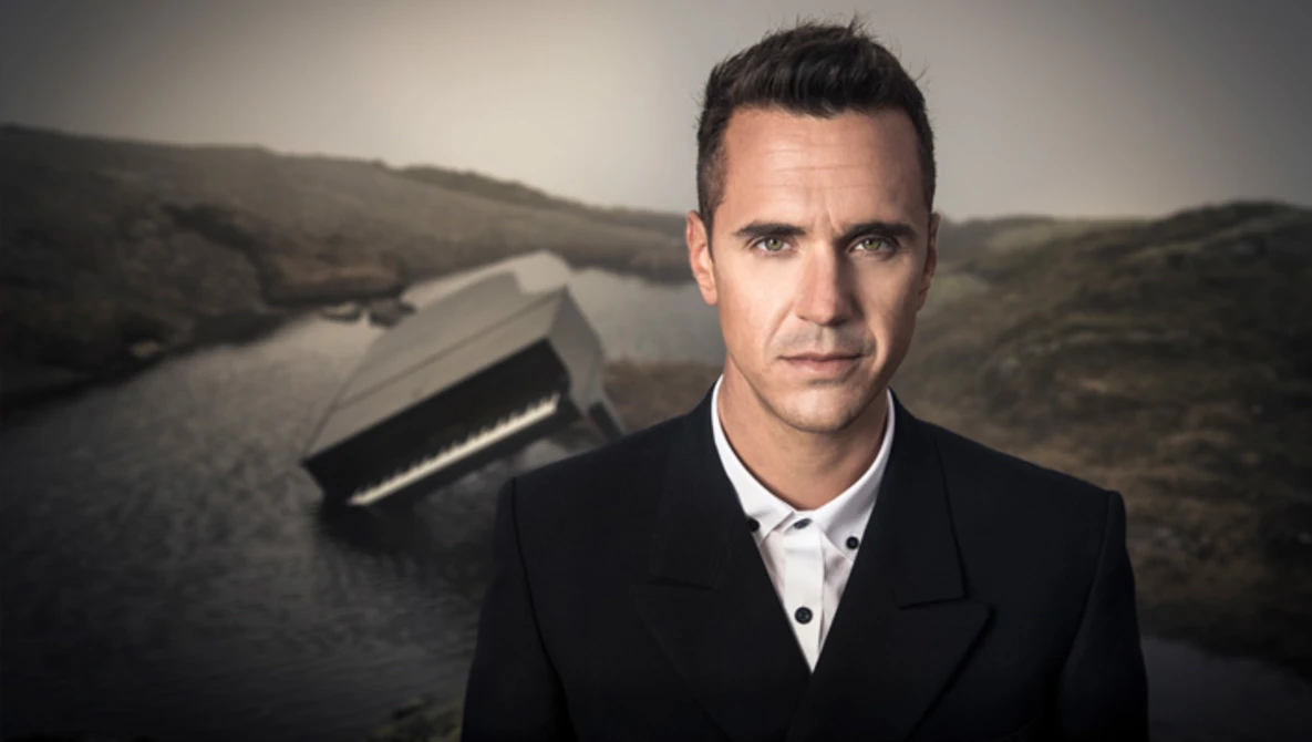 Watch broncolor and SEVEN featuring "The Art Is Piano" on YouTube.
