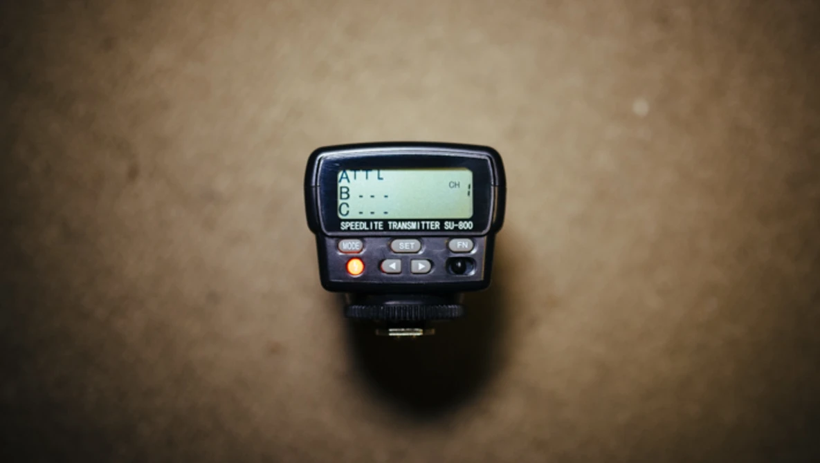 Debao SU800 Flash Commander Review | Fstoppers