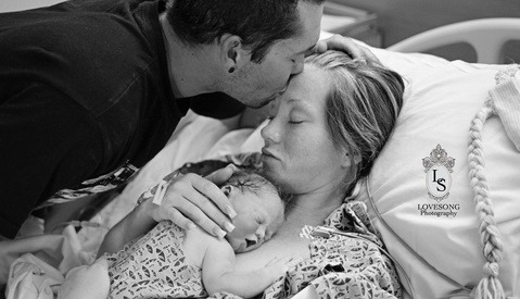 A Very Emotional Portrait Session of a Family with Their Stillborn Daughter
