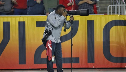 Baseball Legend Ken Griffey Jr. Now Photographing NFL Games from the Sidelines