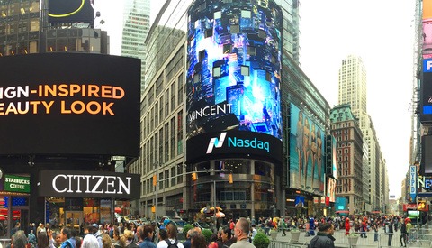 Get Your Photos Up On Times Square Billboards On Monday – For Free