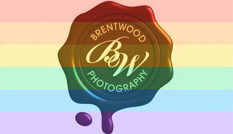 Photographer Receives Cancellation Request After Supporting Gay Marriage And Responds Perfectly