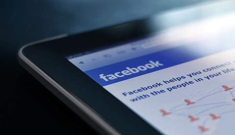 Quit Complaining and Grow Your Facebook Photography Page the Right Way
