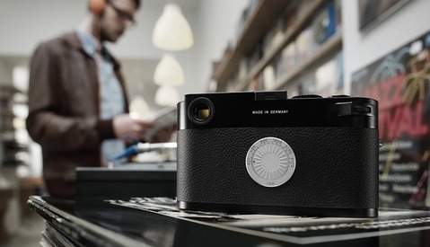 In Defense of the Screenless Digital Leica M-D