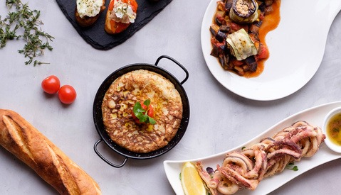 Creating a Soft Window Light for Food Photography