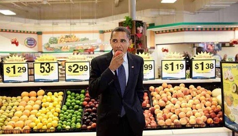 White House Photographer Releases Favorite Images of Obama Through His Presidency