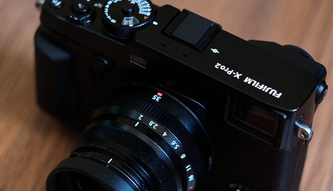 Fstoppers Reviews the Fujifilm 35mm f/2 WR