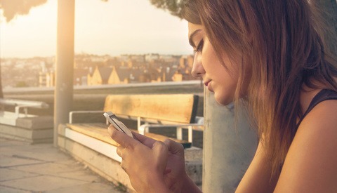 Instagram Makes Stalkers Happy by Adding a 'Follows You' Feature