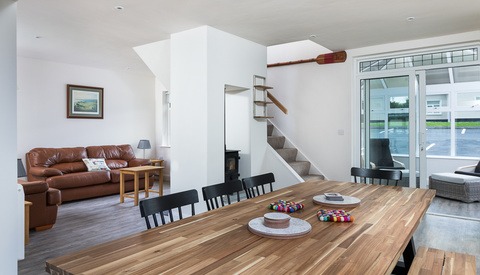 How to Shoot and Edit Natural Looking Holiday Home Photos