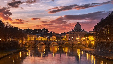 Canon Italy Posts Landscape Composite Without Credit, Stolen Elements, and Taken on a Fujifilm