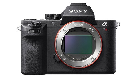 B&H Launches Discounts on Canon, Sony, and Fujifilm Gear, Including Free Battery Grips With Select Bodies