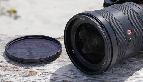 Fstoppers Reviews the Manfrotto XUME Magnetic Filter Adapters: A Different Take on Threaded Lens Filters