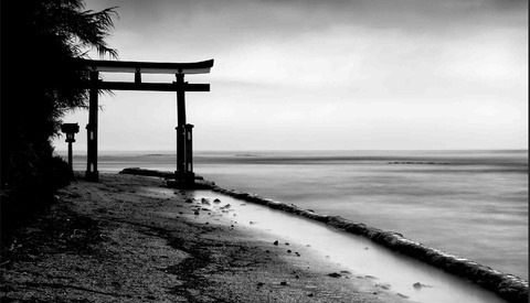 Three Alternative Methods to get Stunning Black and Whites in Less Than 10 Minutes