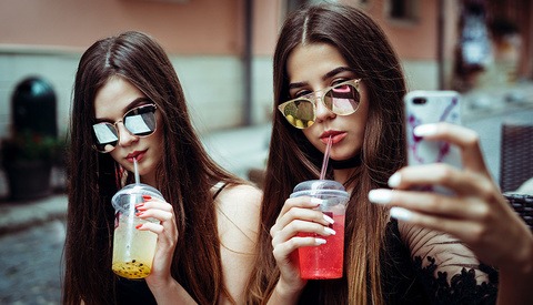 Selfie Culture Prompts Surge in Cosmetic Surgery Inquiries