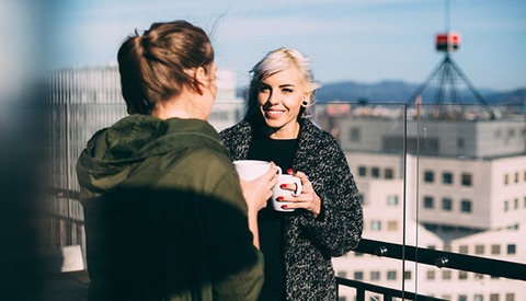 This App Connects Photographers to Endless Business Opportunities