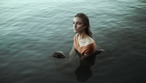 Seven Reasons Why I Like Natural Light Portraits More Than Flash
