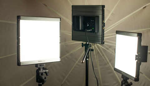 Fstoppers Reviews Selens GE-500 3-Light LED Kit